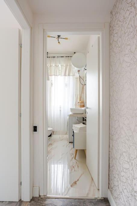 Bright & Modern 2 Min Metro 20Min Niguarda H Apartment Милано Екстериор снимка